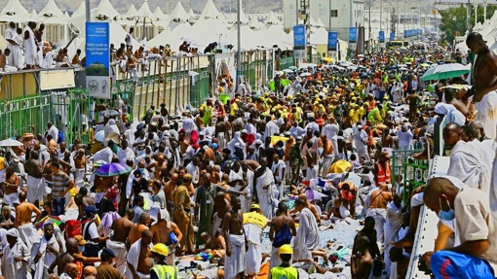  Mehr als 700 Menschen sind in einem Massengedränge während der muslimischen Pilgerfahrt Hadsch in Saudi-Arabien ums Leben gekommen. Es ist das schlimmste Unglück während des Großereignisses in Mekka seit 25 Jahren. 