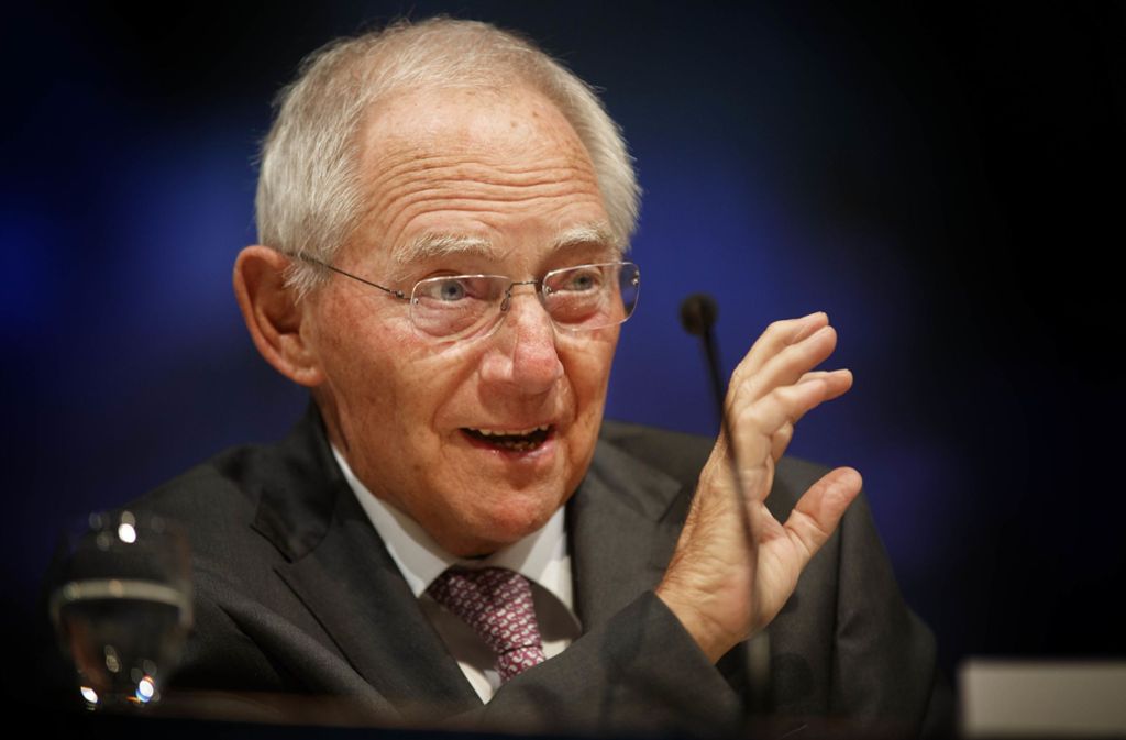 Wolfgang Schäuble appelliert an die Schüler, sich einzubringen. Foto: Gottfried Stoppel