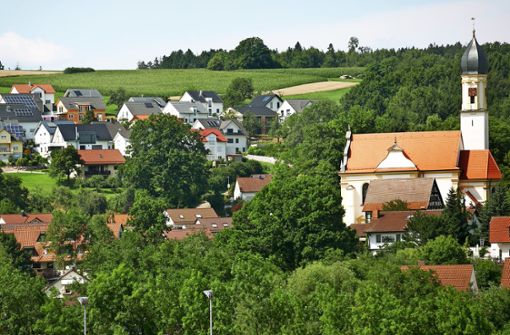 Knapp 2000 Menschen leben in Birenbach, das zuletzt nicht nur für  seine Wallfahrtskirche  bekannt war. Foto: Horst Rudel