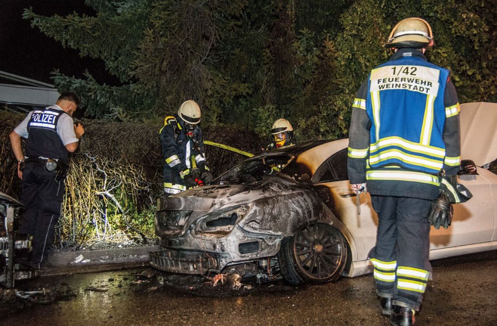 Im August 2017 brannten in Weinstadt-Beutelsbach drei Autos aus – Brandstiftung.
