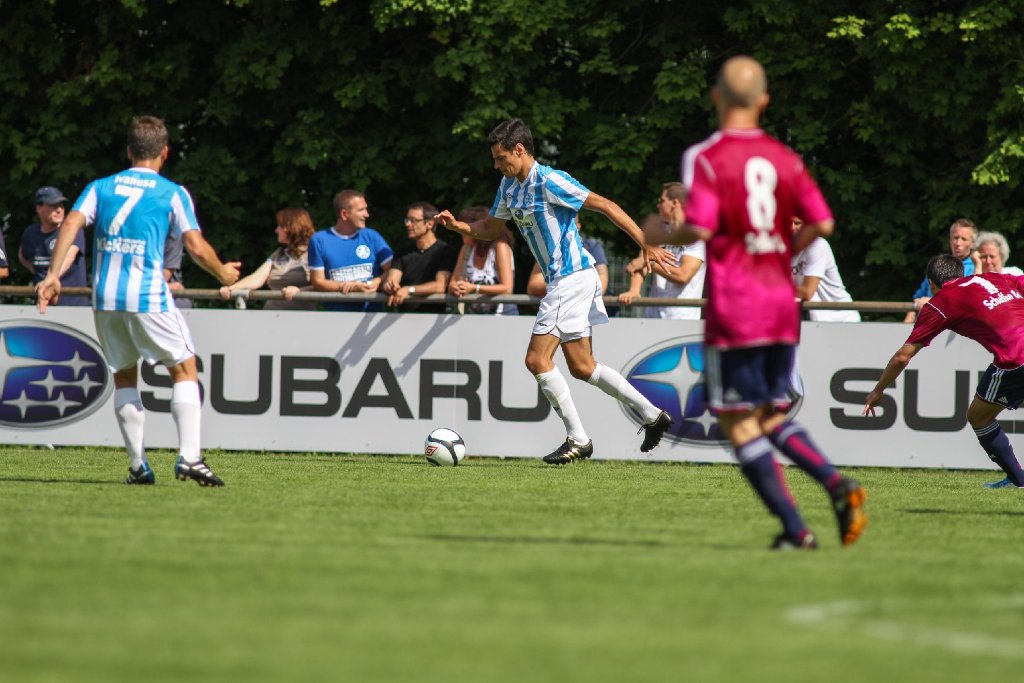 Klicken Sie sich durch unsere Bilderstrecke vom Spiel Stuttgarter Kickers gegen FC Schalke 04 II.