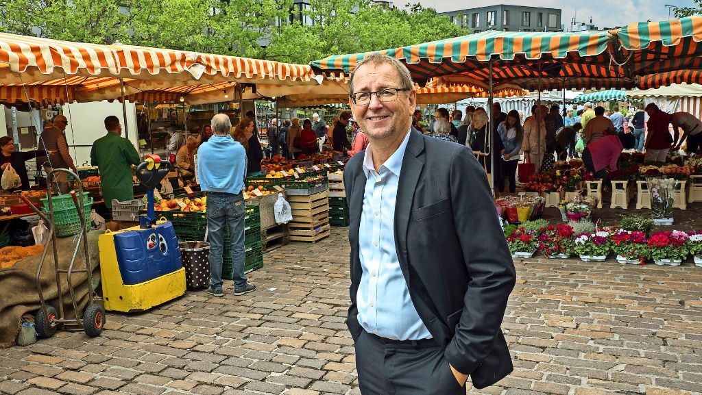 Bundestagskandidat Richard Pitterle, Die Linke: Ein Enttäuschter wirbt mit Rosen