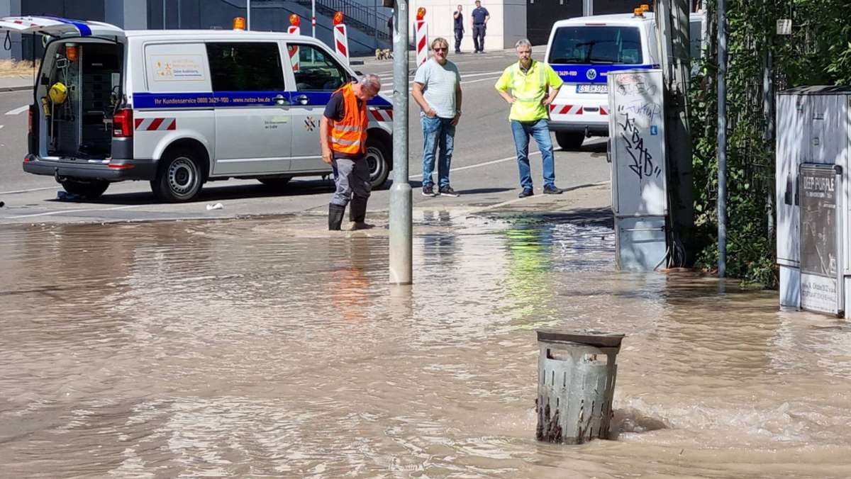 Wasserrohrbrüche in Stuttgart: Ein Wasserrohrbruch kommt selten allein