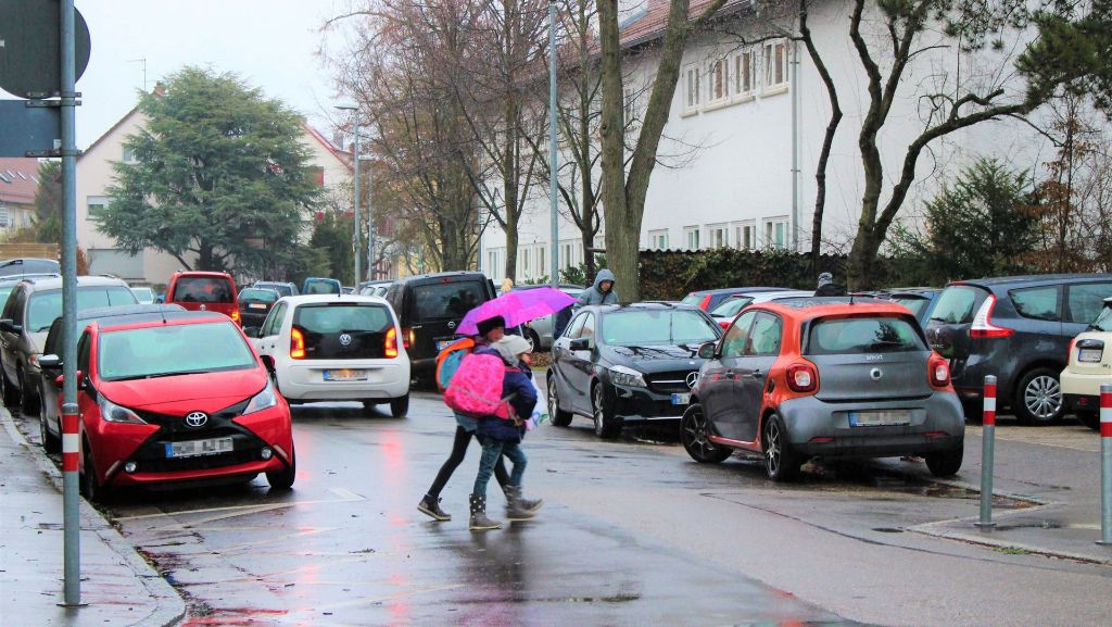 Deutsch-französische Grundschule in Stuttgart: Lehrerstreik gegen Budgetkürzungen