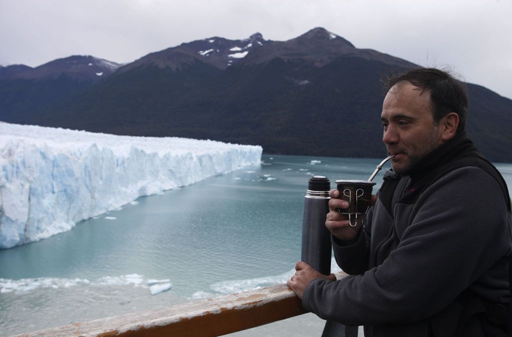 Die wachsende Gletscherzunge verstopft mit der Zeit einen Abfluss des Sees Lago Argentino.