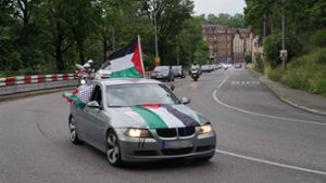 Solidarität mit Gaza: Autokorso zieht durch Stuttgart