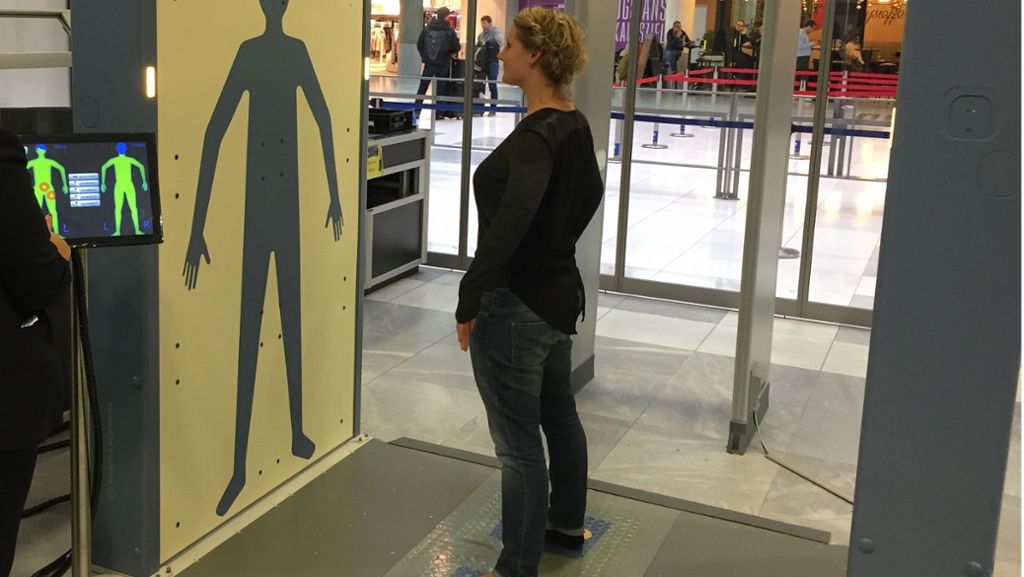 Flughafen Stuttgart: Neue Körperscanner bei Sicherheitskontrolle