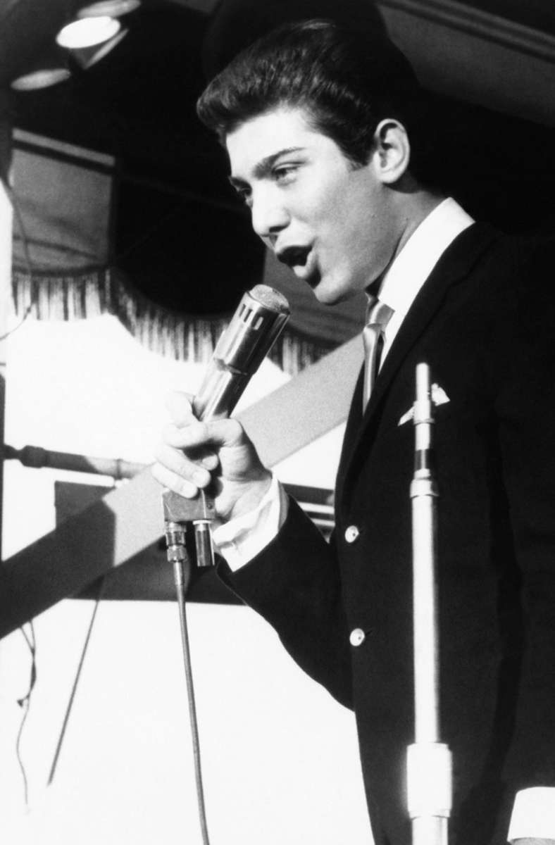 Paul Anka 1964 in der Musikshow „Hullabaloo“