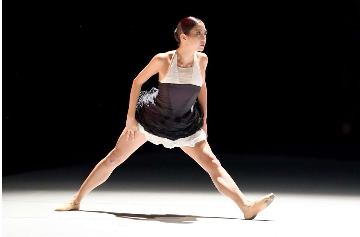 Großer Schritt nach vorn: Agnes Su gibt am Sonntag ihr Debüt als Tatjana in „Onegin“. Unser Foto zeigt sie in Johan Ingers Ballett „Out of Breath“.