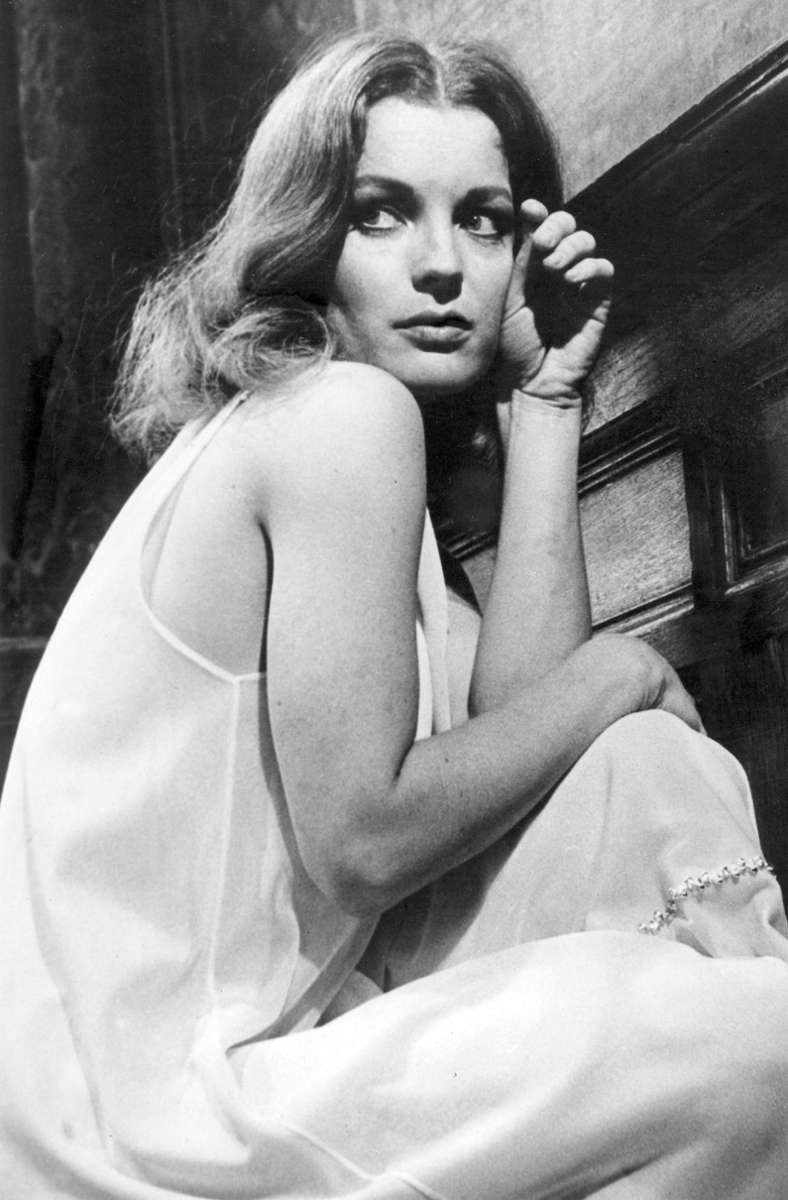 In den 1970er Jahren nimmt Romy Schneiders Karriere wieder Fahrt auf – vorwiegend in Frankreich. Klassische Filme mit „La Schneidär“ wie „Das Mädchen und der Kommissar“ entstehen.