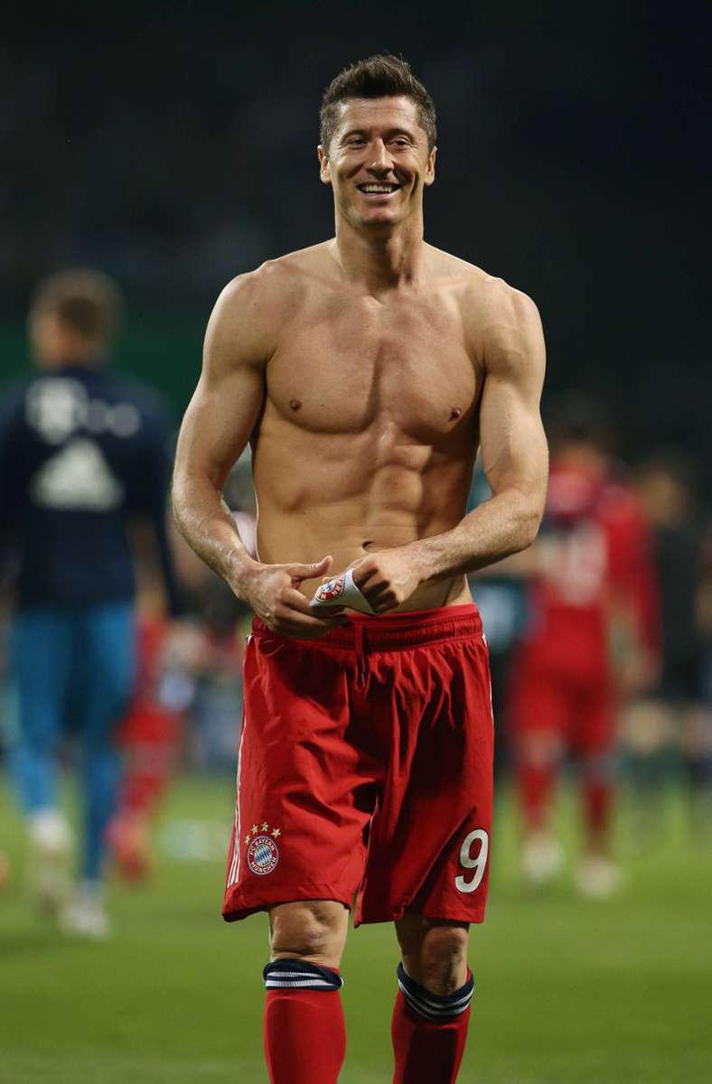 Minimales Körperfett, maximale Außenwirkung: der Torjäger des FC Bayern München Robert Lewandowski.