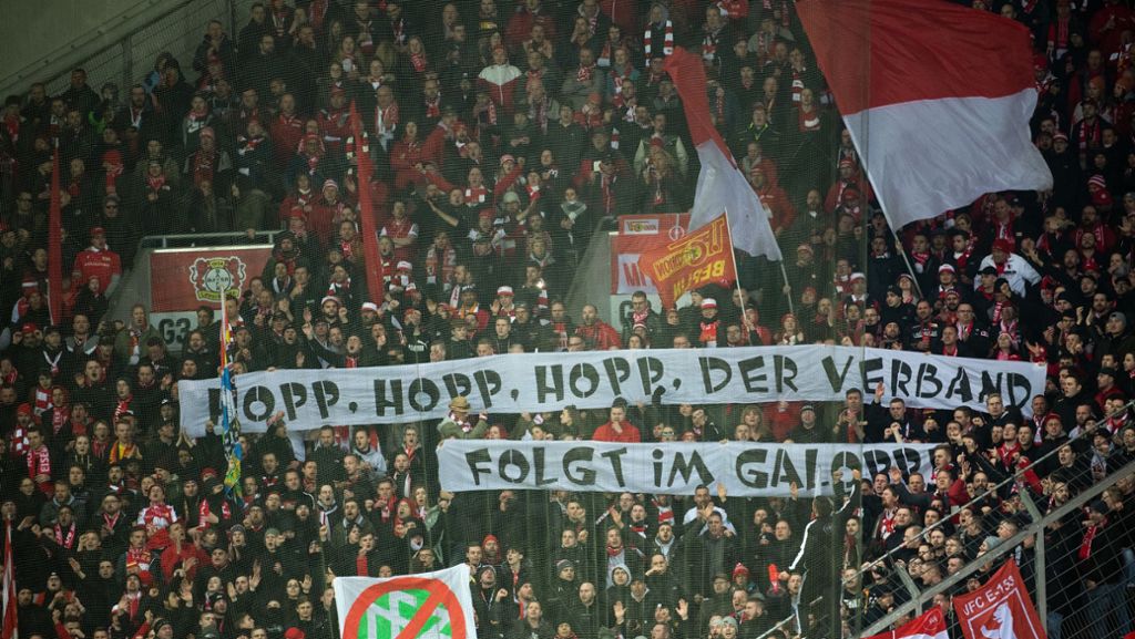 Der Stuttgarter Fanexperte Johannes Heil: Der Fall Dietmar Hopp: Warum Schmähungen zum Fußball gehören