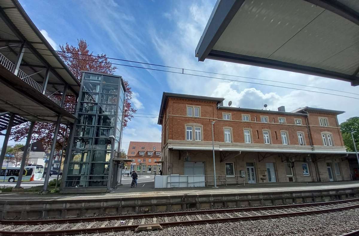 Der Bahnhof in Winnenden wird von S 3 angefahren und von Regionalzügen.
