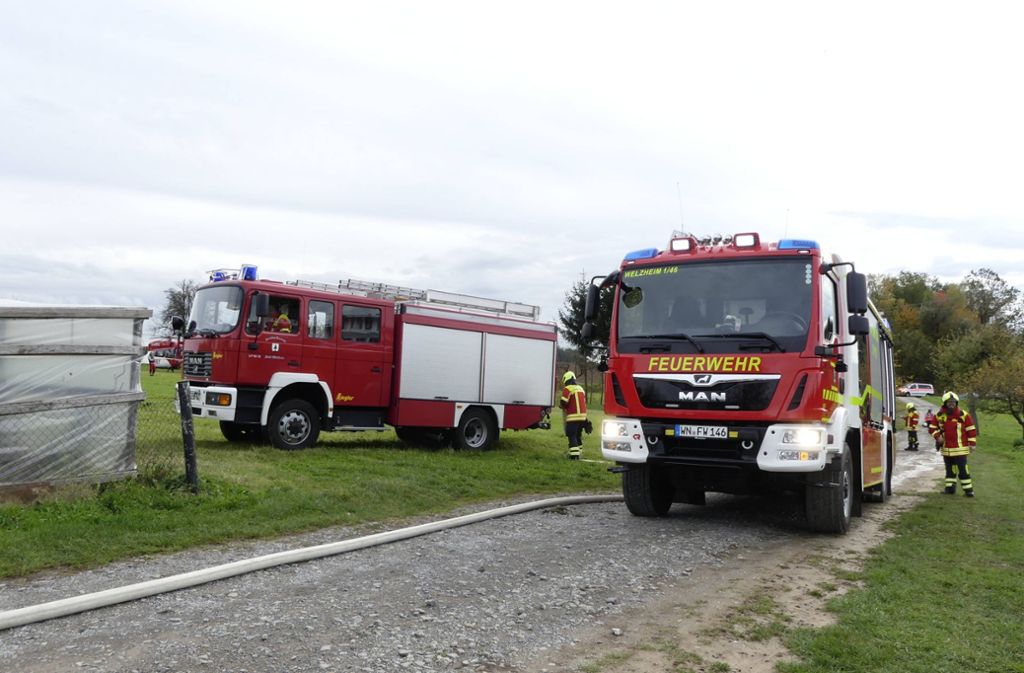 Die Feuerwehr war mit insgesamt vier Fahrzeugen im Einsatz.