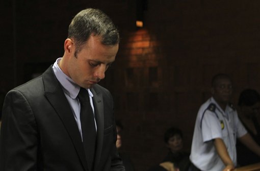 Oscar Pistorius sagt, er sei todunglücklich, die Liebe seines Lebens getötet zu haben. Foto: dpa