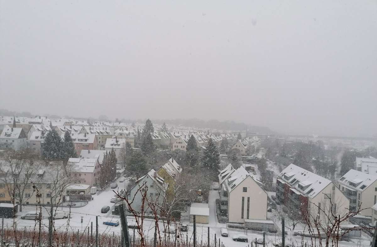 In Bad Cannstatt liegt ebenso Schnee ...