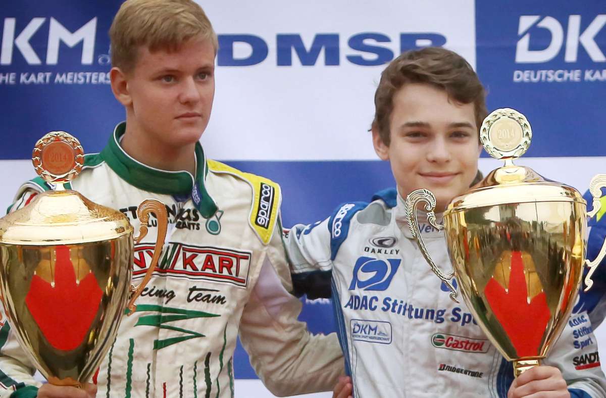 So war’s 2014 bei den deutschen Kart-Meisterschaften: Mick Schumacher (li.) belegte lediglich Platz zwei, geschlagen von David Beckmann. Mittlerweile hat sich das Blatt gewendet und der Schumacher-Filius hat die Nase vorn.