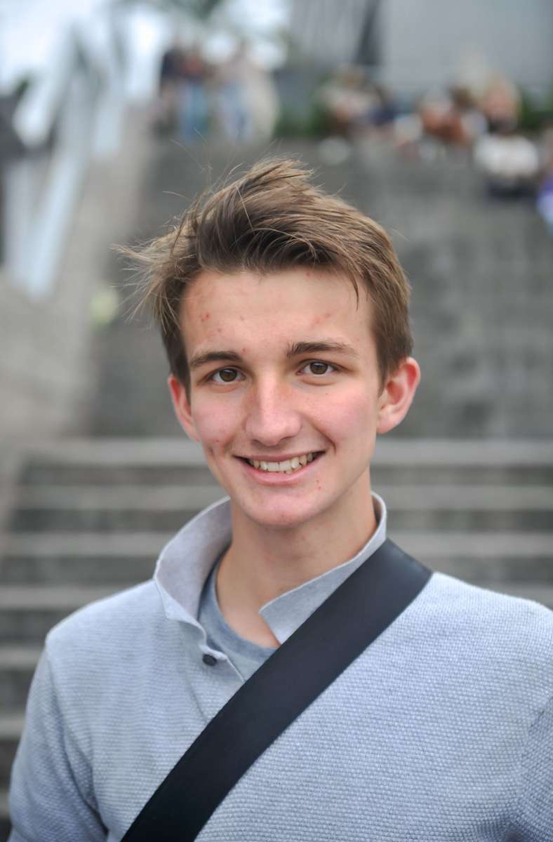 Bruno Wagenblast (18) aus Stuttgart-Heslach wünscht sich mehr Tempo von der Politik – sowohl beim Klimaschutz als auch im Bereich der Digitalisierung: „Der Glasfaserausbau geht unglaublich langsam voran.“