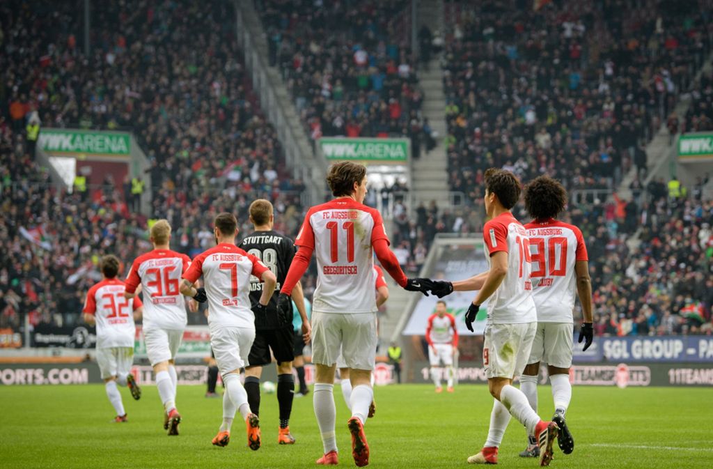 Der VfB Stuttgart konnte die Gäste aus Augsburg bezwingen. Impressionen vom Spiel zeigt unsere Fotostrecke.