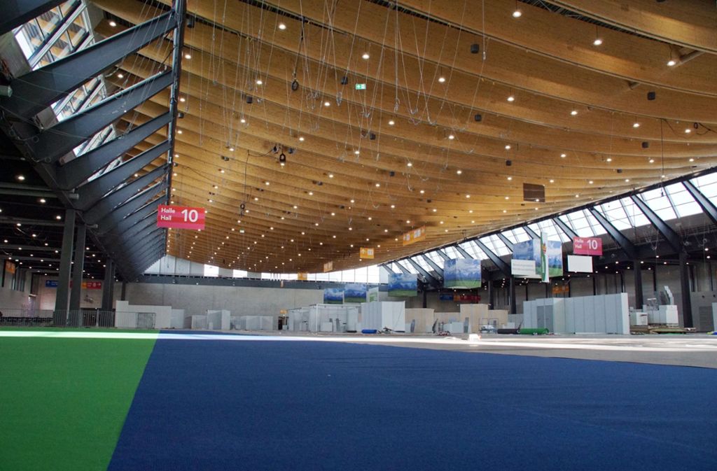 Die neue Halle 10 auf dem Gelände der Messe Stuttgart am Flughafen ist nach zwei Jahren Bauzeit rechtzeitig zur CMT-Eröffnung fertig.