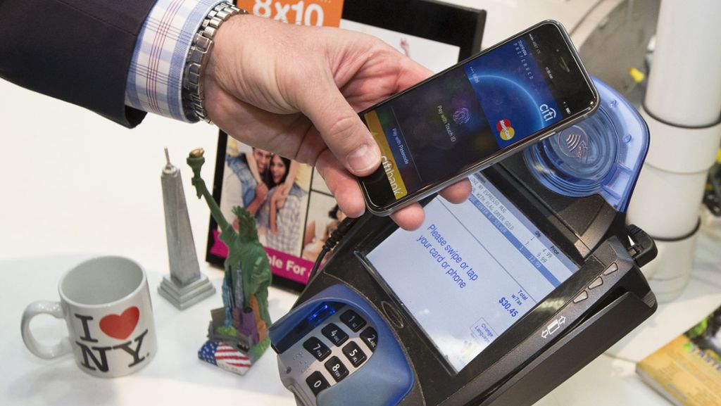 Apple Pay: Smartphone-Bezahldienst in Deutschland gestartet