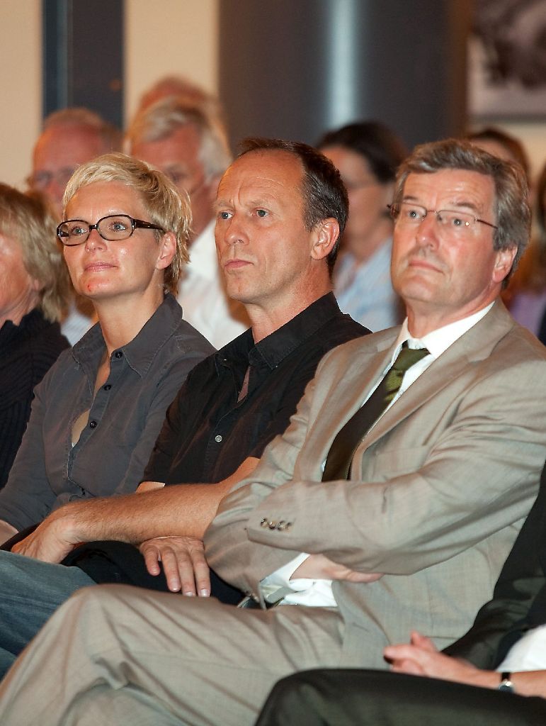 Regionalchef Thomas Bopp (CDU, rechts) und Staatstheater-Intendant Hasko Weber.