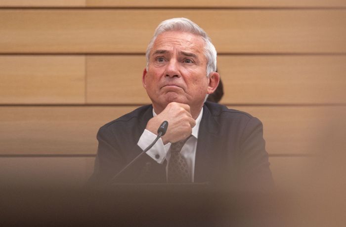 Affäre um Innenminister Strobl: Politologe: Das reicht noch nicht für einen Rücktritt