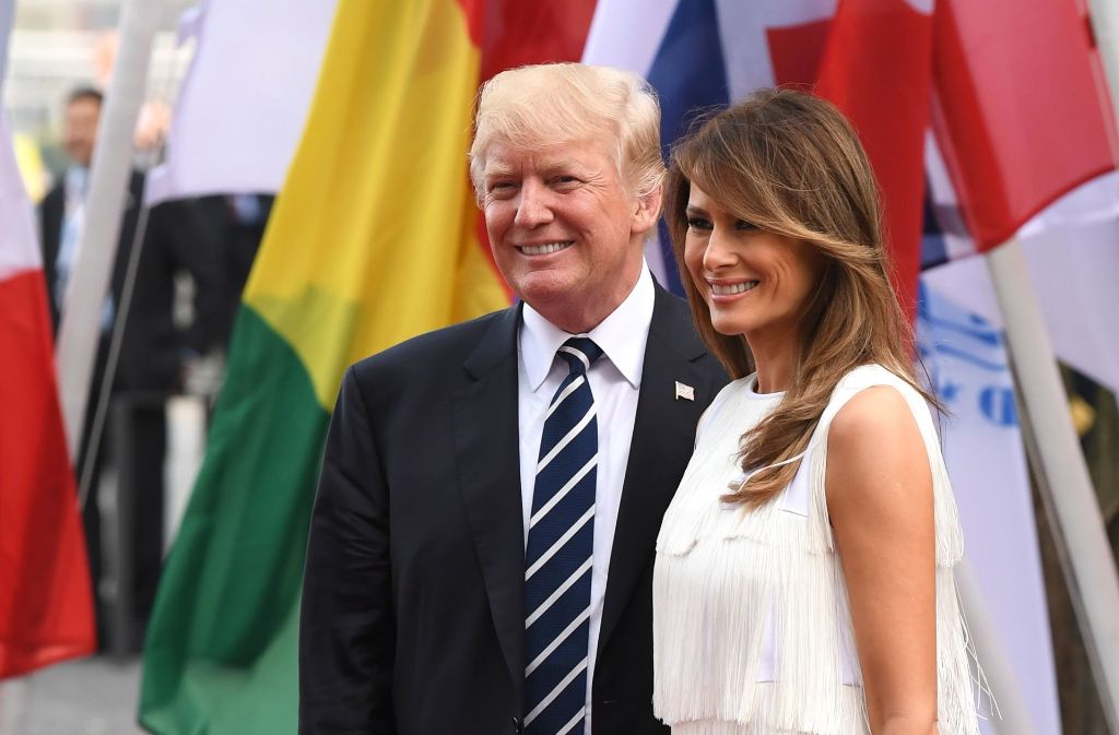 Die G20-Krawalle hatten den Ablauf des G20-Partnerprogramms massiv beeinträchtigt. Melania Trump durfte aus Sicherheitsgründen am Nachmittag nicht ihre Residenz verlassen.