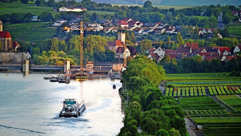 Atommüll: Der Neckar als Straße für  Castoren
