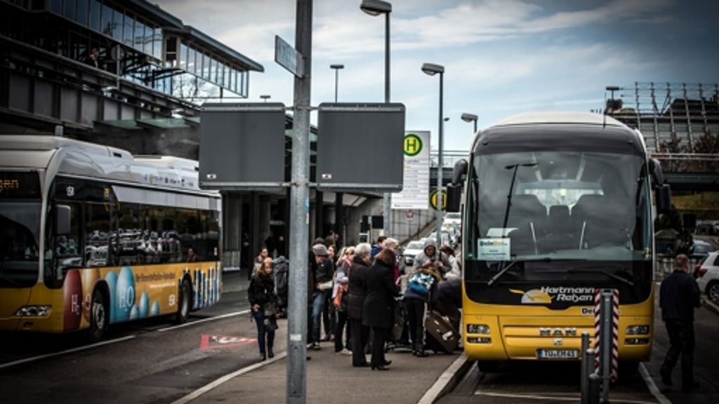 Fernbusse in Stuttgart: Fernbusriese will bessere Haltestellen in der Stadt