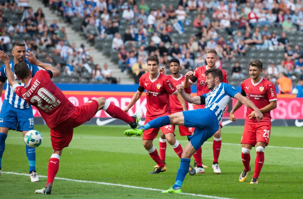 In die Liga starteten die Stuttgarter trotz passabler Leistung mit einer Niederlage. 0:2 verlor der VfB gegen Hertha BSC Berlin.