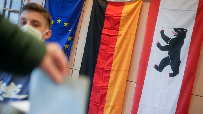 Teilwiederholung der Bundestagswahl 2021  in Berlin: Abgeordnete bangen um ihren Sitz im Bundestag