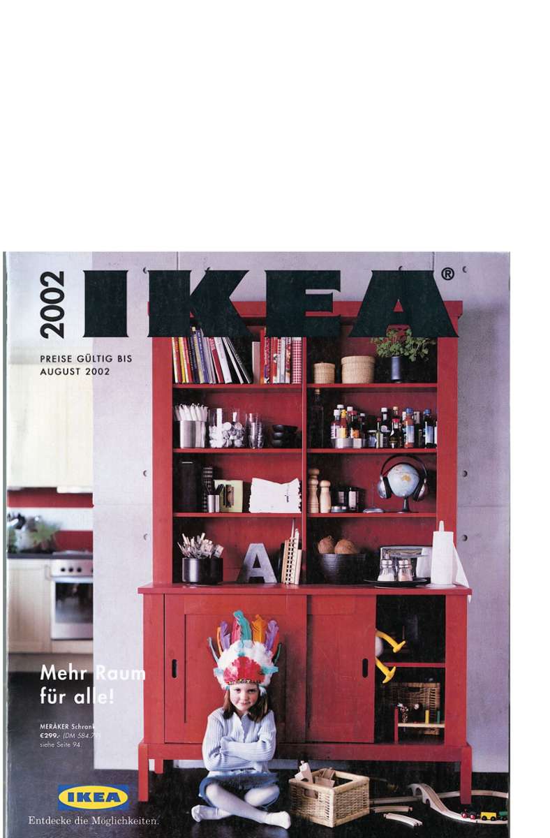 „Mehr Raum für alle“ wird 2002 auf Ikea-Katalogcover gefordert – der Slogan könnte auch heute noch funktionieren in Zeiten immer knapperen Wohnraumes.