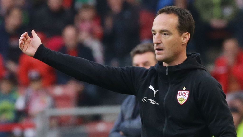 VfB Stuttgart: Hitzlsperger trotz Willig-Sieg weiter auf Trainersuche