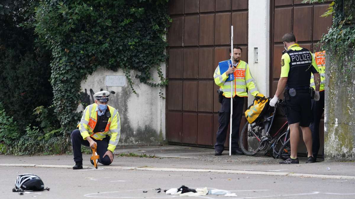 Unfall in Stuttgart: Pedelecfahrerin stirbt bei Unfall