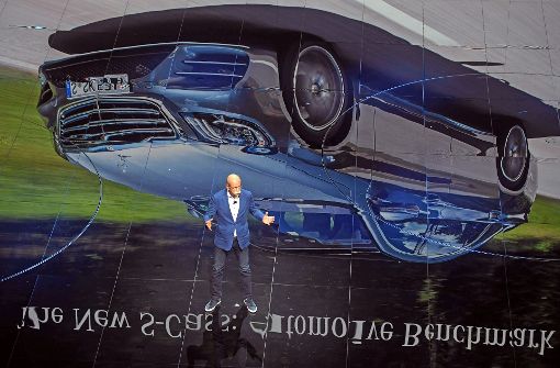 Daimler-Chef Dieter Zetsche auf der IAA. Foto: dpa