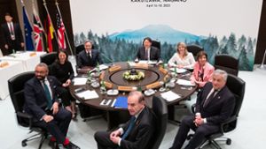 G7 droht Unterstützern von Russland mit „hohem Preis“