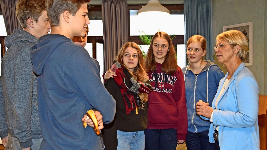 Michael-Bauer-Schule Stuttgart-Vaihingen: Jugendliche diskutieren über die Schulpolitik