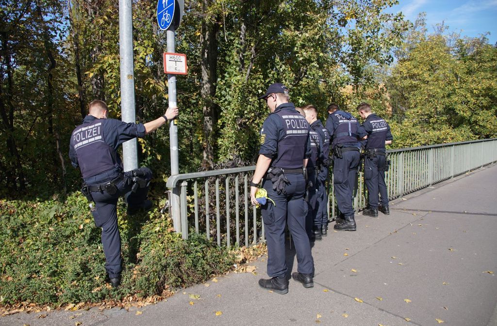 Die Polizei hatte am Dienstagabend den Leichnam einer Frau im Neckar entdeckt.
