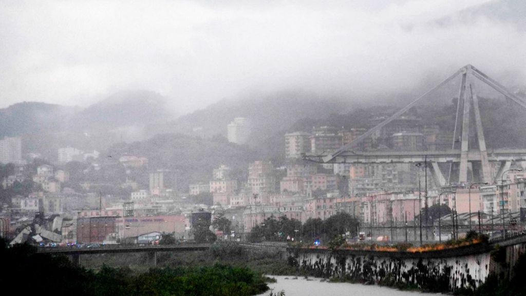 Autobahnbrücke bei Genua eingestürzt: 22 Tote und viele Verletzte