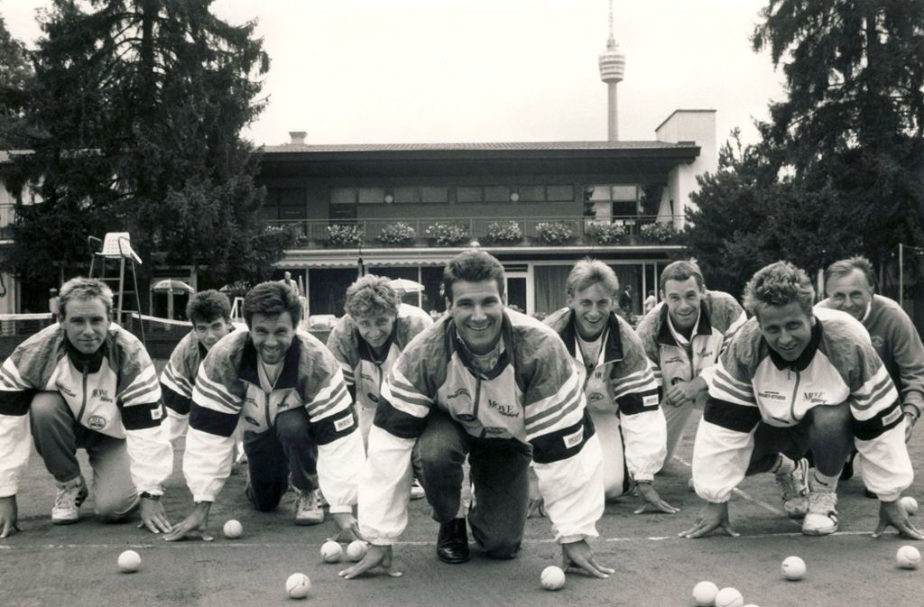 Tennis unter dem Stuttgarter Fernsehturm: Carl-Uwe „Charly“ Steeb (Mitte) wurde 1988 mit den Herren des TEC Waldau deutscher Vizemeister. Foto: /red