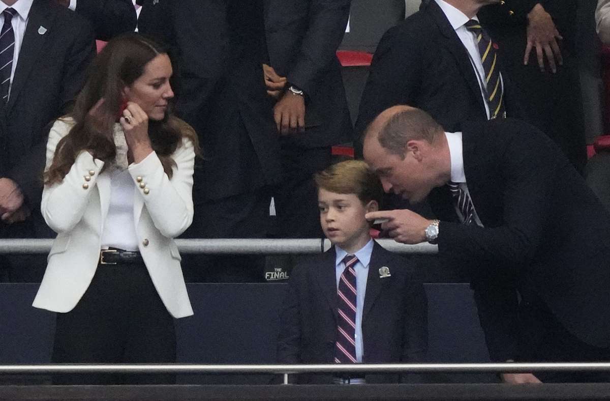 Prinz George weinte nach dem verlorenen EM-Finale der Engländer. Foto: AFP/FRANK AUGSTEIN