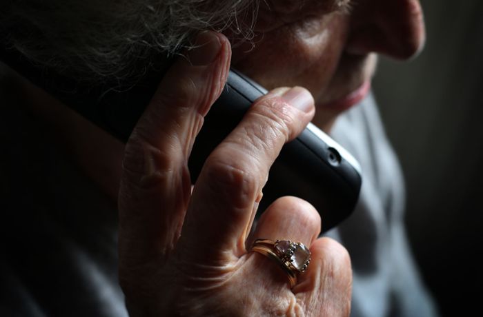 Schockanruf in Gerlingen: Betrüger nehmen Seniorin aus