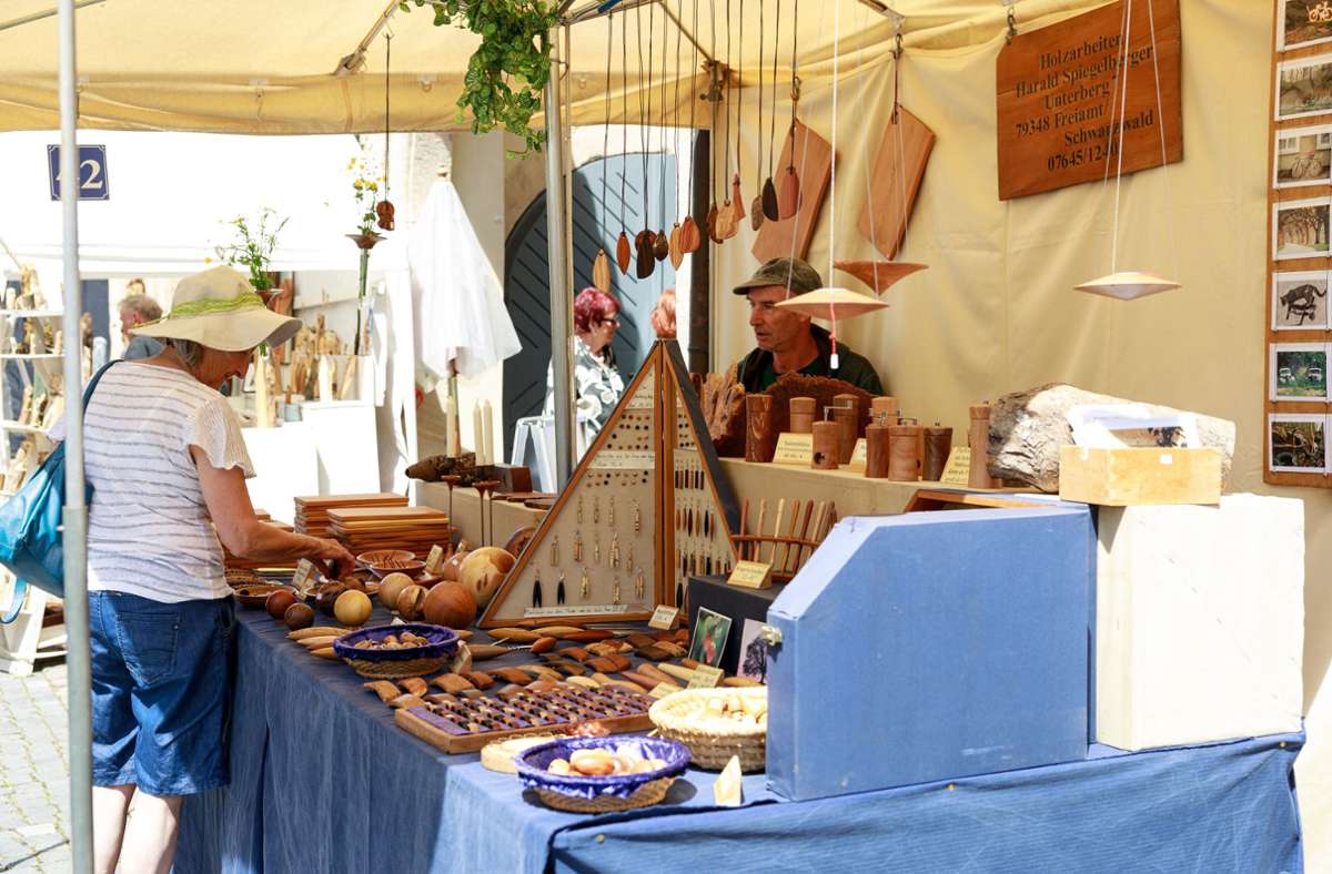 Waren aus Holz gehört unbedingt auf einen Handwerkskunstmarkt.
