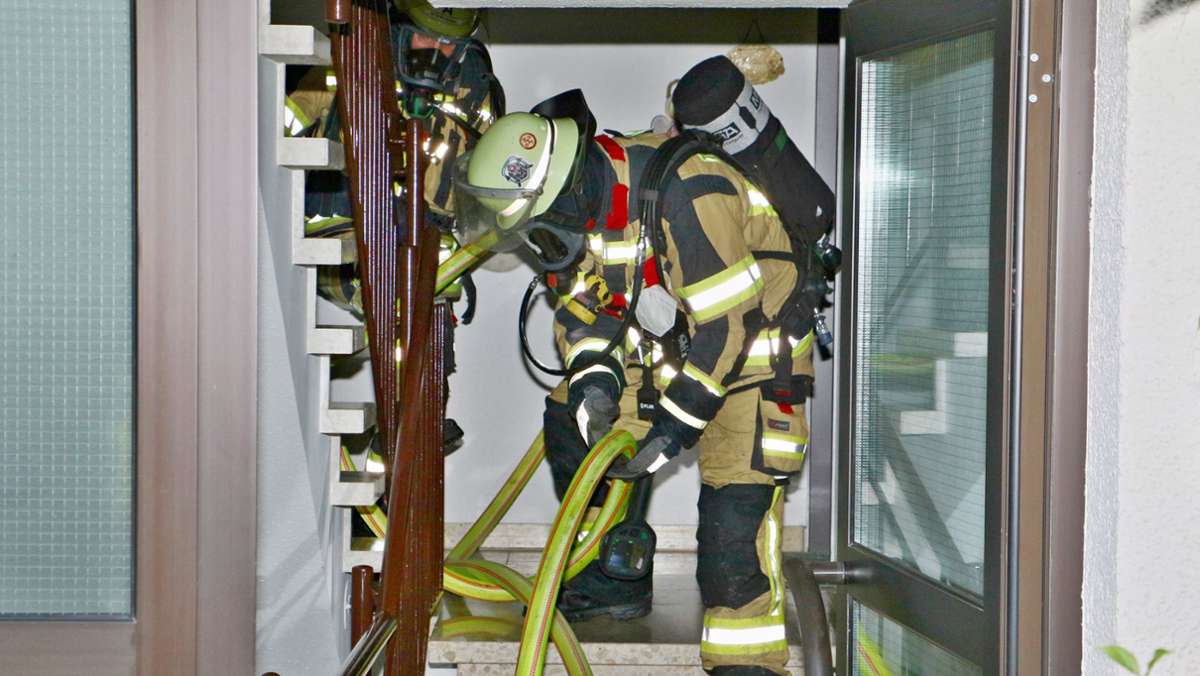 Brand in Ditzingen: Küche geht beim Kochen in Flammen auf