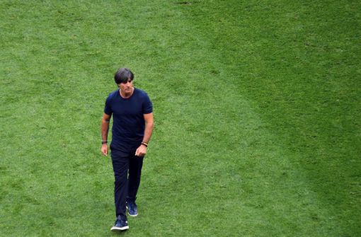 Der einsamste Job der Welt: Bundestrainer Joachim Löw nach dem WM-Aus Foto: dpa