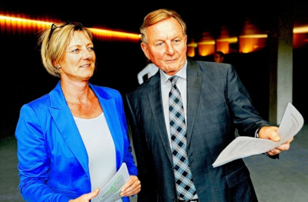 Edith Sitzmann (Grüne) und Claus Schmiedel (SPD). Foto: dapd