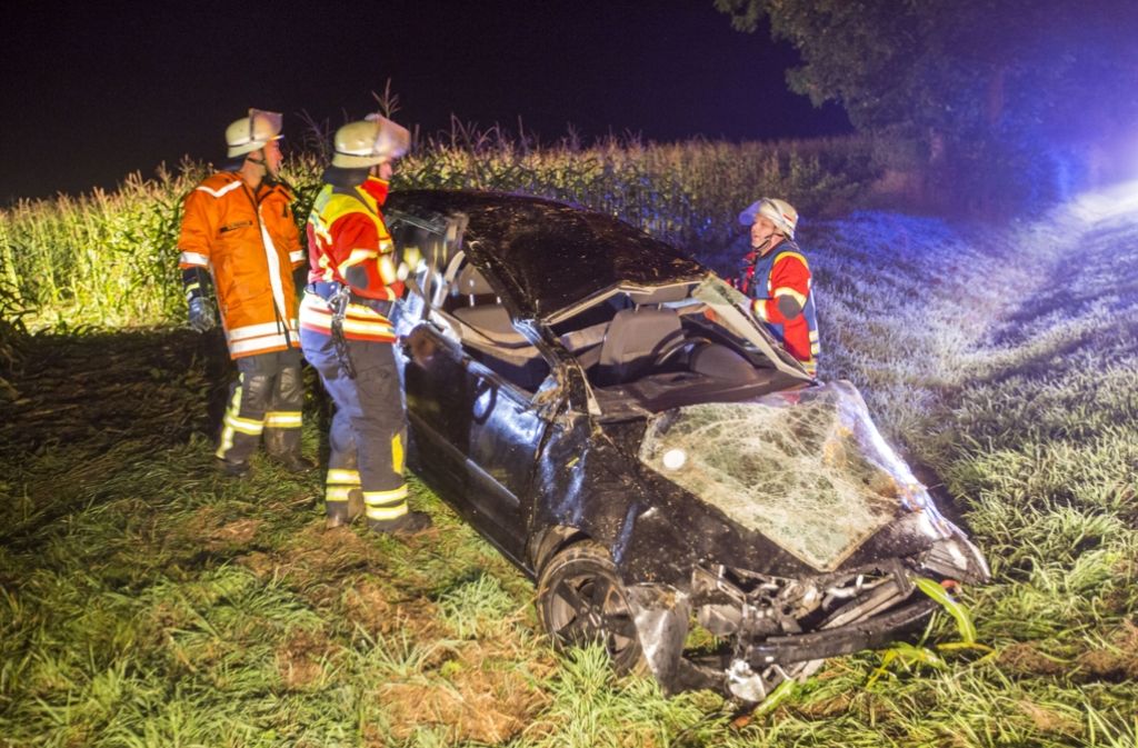 Zu Acht im VW-Polo nach einem Wasen-Besuch – für zwei der Mitfahrer kam nach dem Unfall jede Hilfe zu spät.