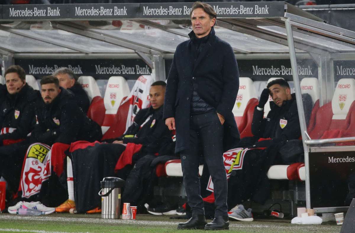 Bruno Labbadia und der VfB kommen gegen Mainz nicht über ein Unentschieden hinaus. Foto: Pressefoto Baumann/Hansjürgen Britsch
