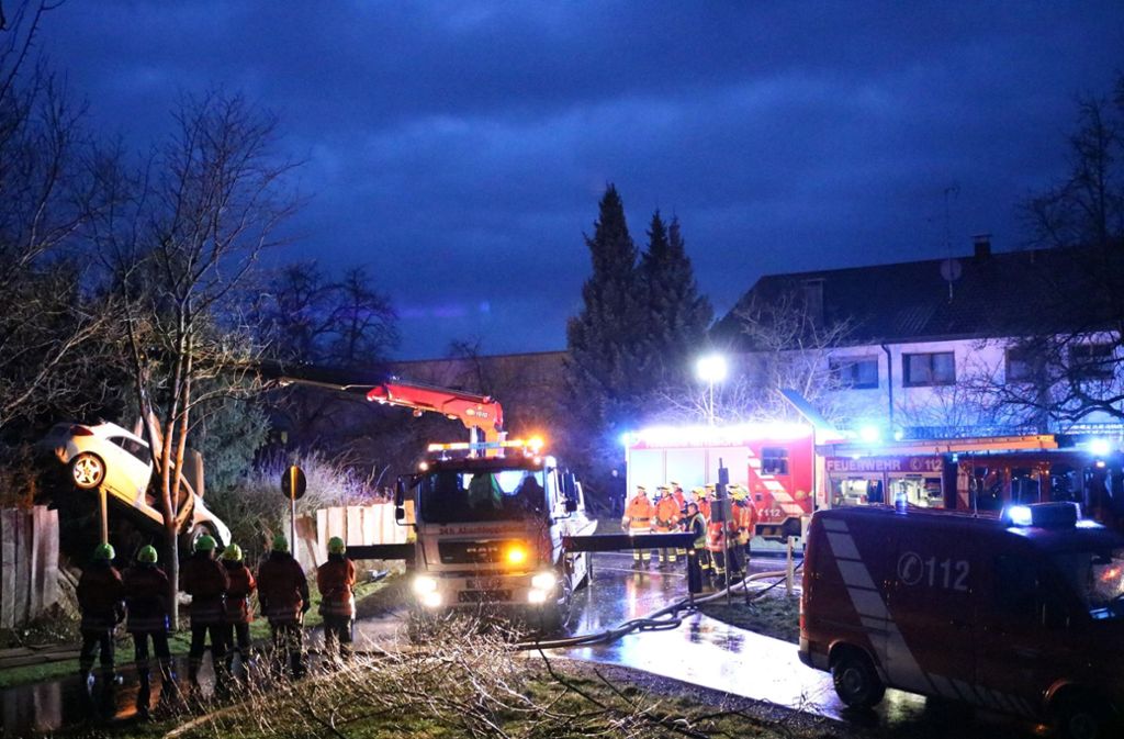 Bei dem Unfall in Hattenhofen entstand ein Sachschaden in Höhe von 80.000 Euro.